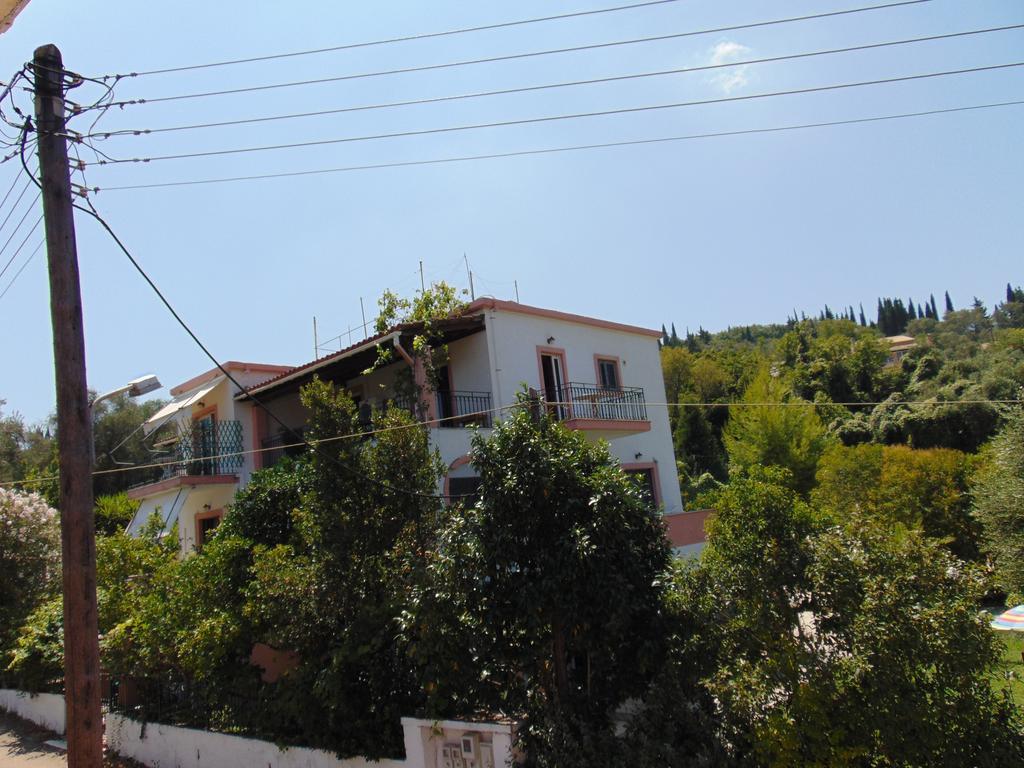 Villa Avra Dassia  Esterno foto
