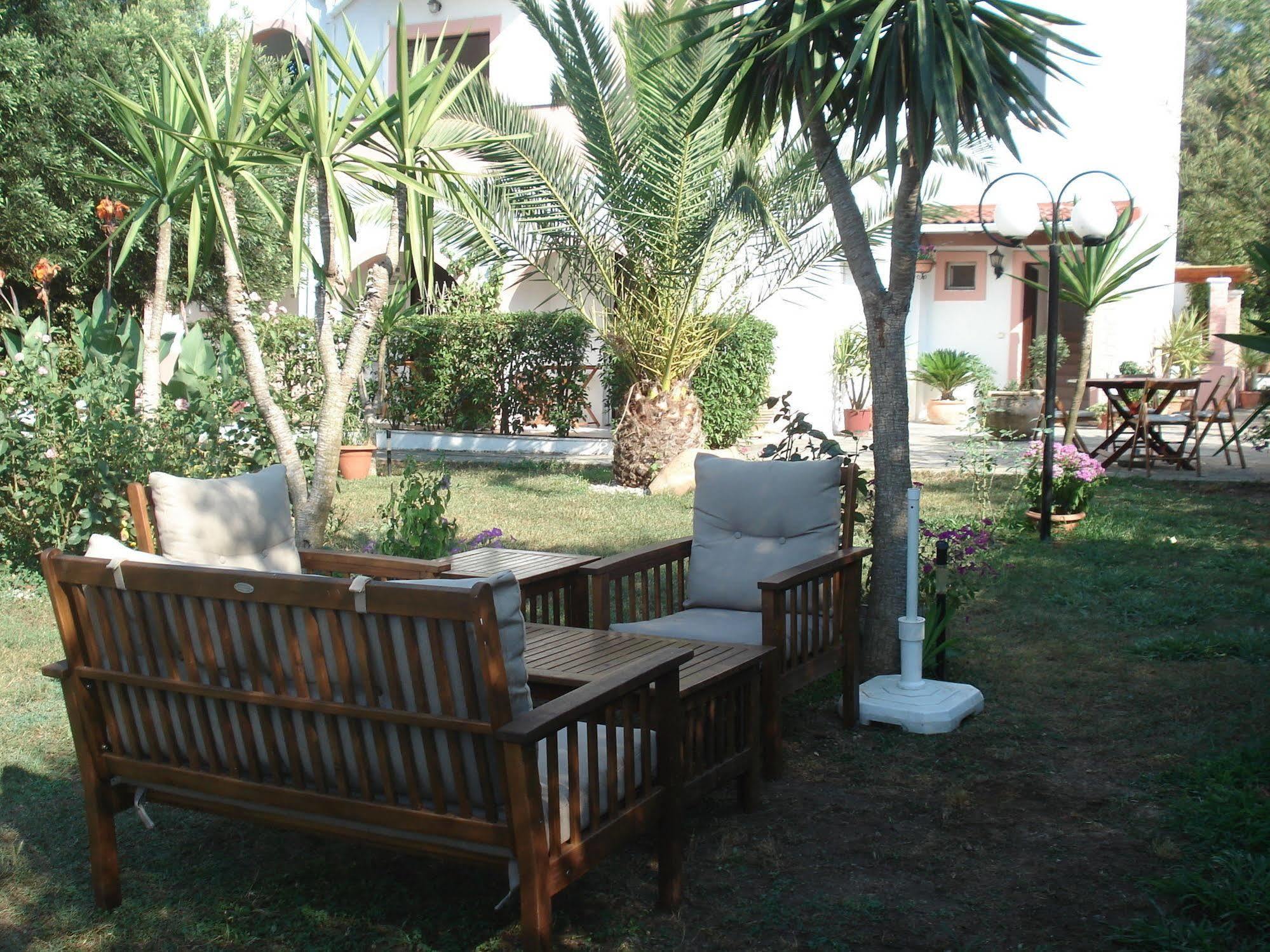 Villa Avra Dassia  Esterno foto