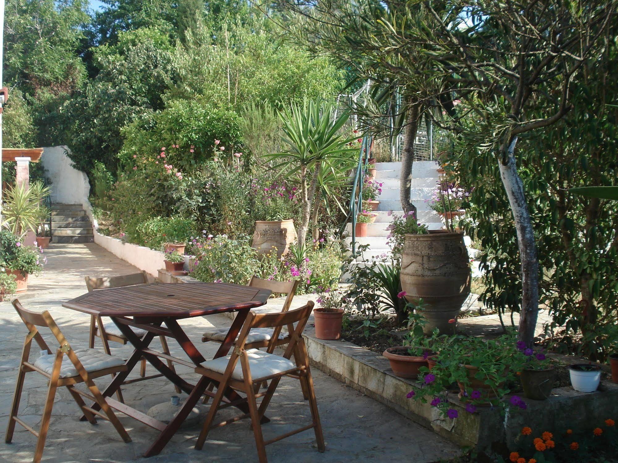 Villa Avra Dassia  Esterno foto